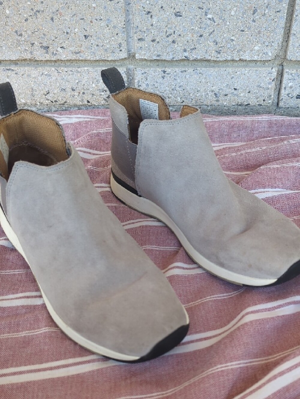 Vionic CeCe Slip-On Suede Chelsea Pull On- Taupe - Picture 2 of 7